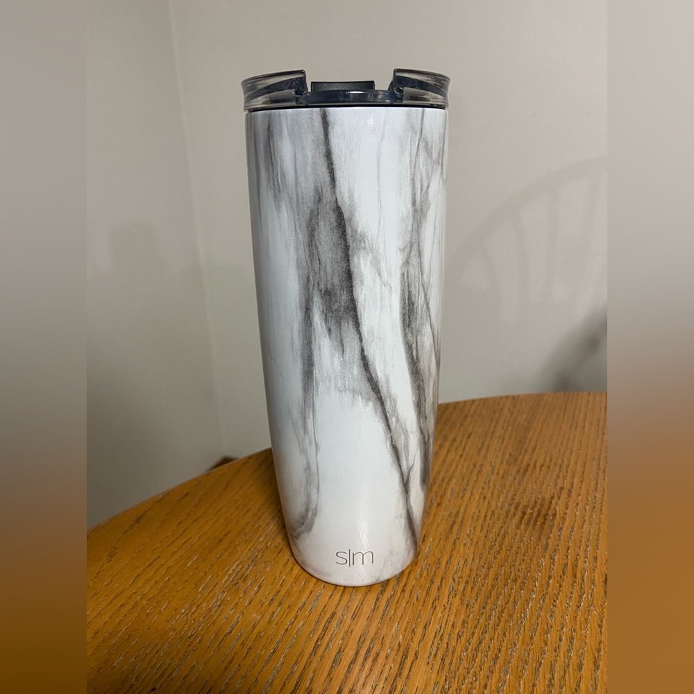 Simple Modern Voyager 24oz